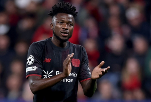 Man Utd đấu Liverpool vụ Tapsoba 52 triệu bảng