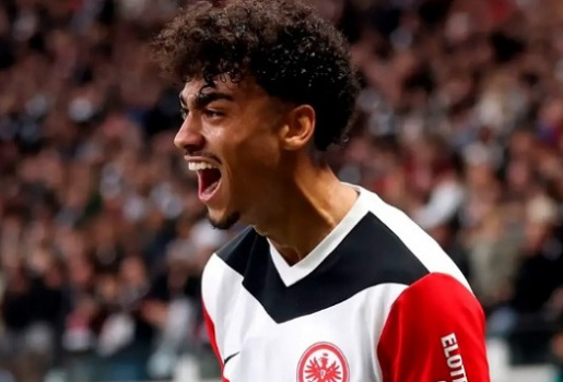 Lý do MU quyết đấu Arsenal vụ Nathaniel Brown