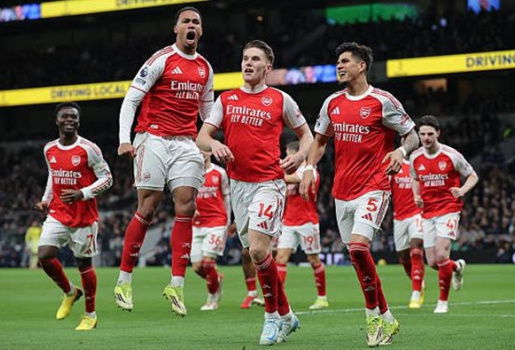 Arsenal thăng hoa trên nỗi đau của Tottenham