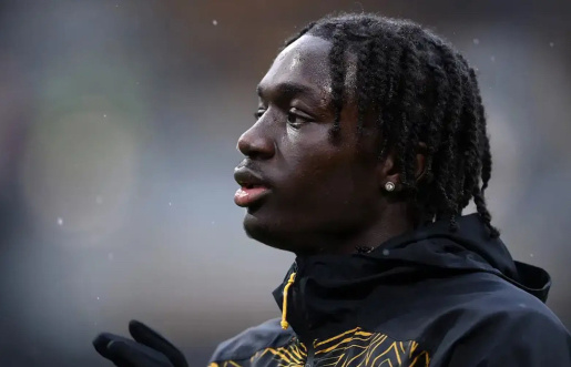 Wolves sa sút, MU tranh thủ săn Mateus Mane thay Bruno