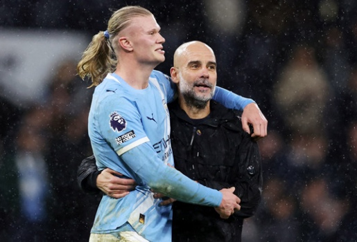 Haaland hóa trung vệ, lập kỷ lục lạ tại Man City