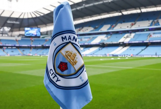 Maguire dự báo Man City bị trừ 60 điểm