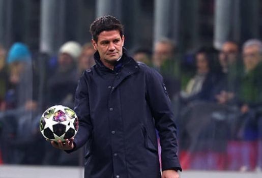 Chivu thừa nhận Inter không đủ sức cạnh tranh tại Cúp C1