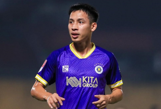 Đỗ Hùng Dũng cùng 8 cầu thủ bị treo giò vòng 14 V-League
