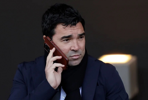 Deco nói thẳng về tin đồn Barca mua Alvarez