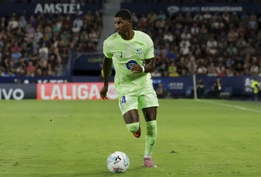 Rashford chốt đường rời Man Utd sau thỏa thuận với Barca