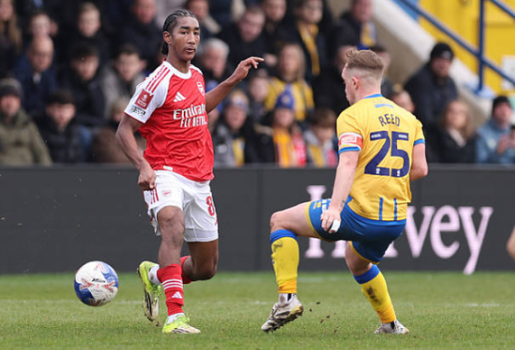 Arsenal hạ Mansfield, lập kỷ lục chưa từng có tại Anh