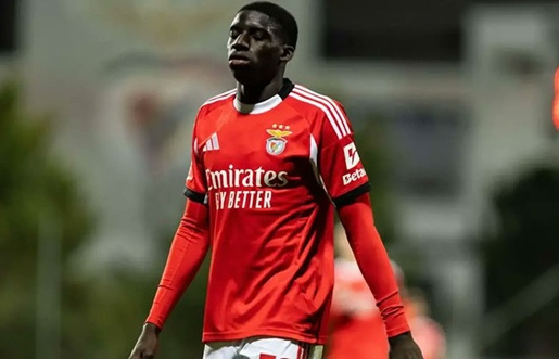 Benfica thách thức Liverpool, Chelsea bằng giá 80 triệu euro