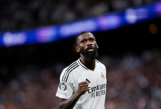 Sự già dơ của Rudiger sẽ nâng tầm hàng thủ Arsenal