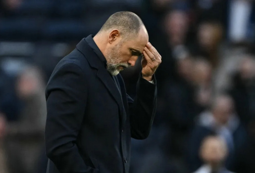 Pardew khuyên Tottenham không nên sa thải Tudor