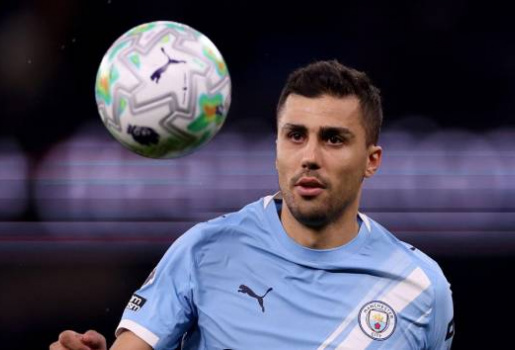 Real Madrid bất ngờ quay xe vụ Rodri