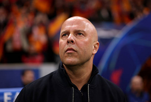 Chê thẳng Wirtz, Slot khuyên Liverpool học theo Galatasaray