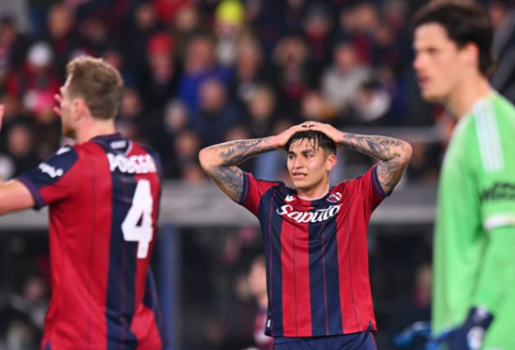 Bologna tố trọng tài người Đức quá nương tay với Roma