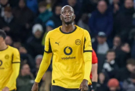 Soi trận Borussia Dortmund vs Augsburg: Đòi nợ tại Signal Iduna Park