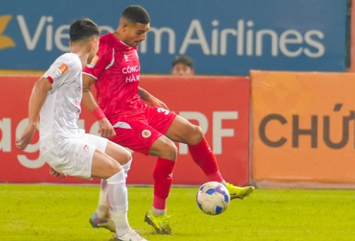 Soi trận Ninh Bình vs CAHN: Đội khách thị uy sức mạnh