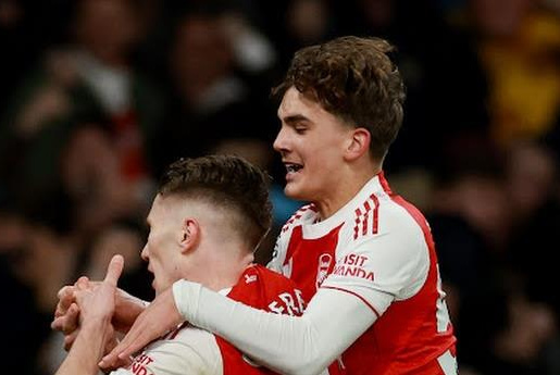 Max Dowman đi vào lịch sử, Arsenal hạ Everton để tiến gần ngôi vương
