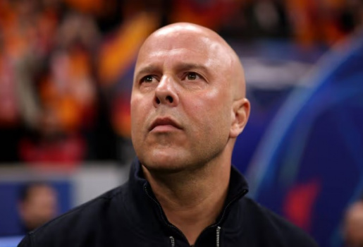 Lối chơi của Arne Slot đang khiến Liverpool trở nên dễ đoán