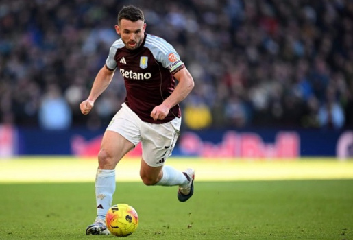 Lò luyện Arizona biến McGinn thành động cơ của Aston Villa