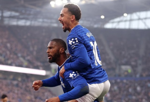 Thắng Chelsea 3-0, Everton lập cột mốc lịch sử tại Ngoại hạng Anh