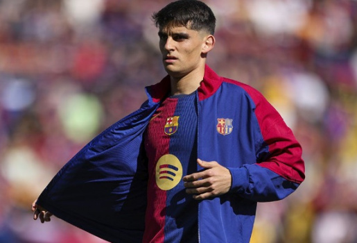 Barcelona đàm phán gia hạn hợp đồng với Gerard Martin đến năm 2031