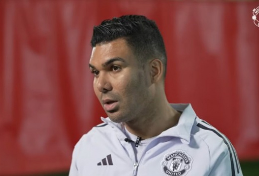 Casemiro tin Mainoo thống trị tuyến giữa 12 năm tới