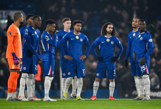 Phơi bày nghịch lý phí đại diện tại Ngoại hạng Anh mùa này