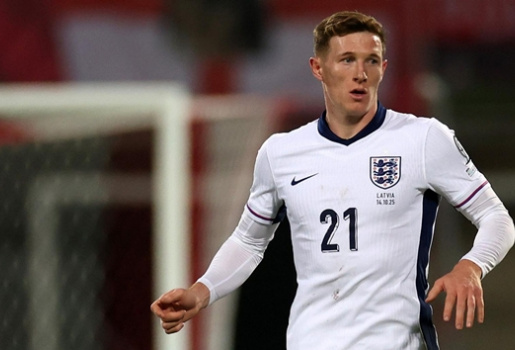 Man City tăng tốc chiêu mộ Elliot Anderson, Tino Livramento