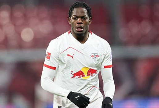 Castello Lukeba giúp Arsenal giải bài toán chiều sâu hàng thủ