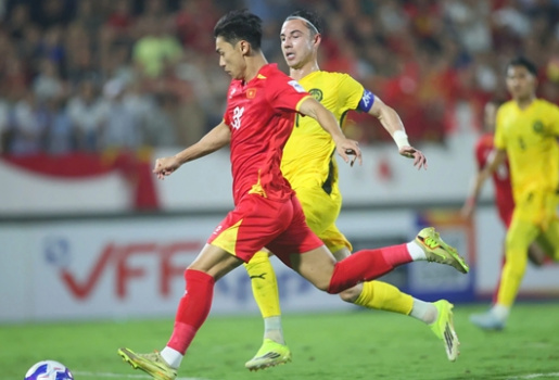 Cơn khủng hoảng của bóng đá Malaysia và bài toán bắt kịp Việt Nam