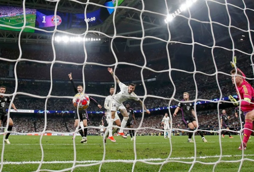Real Madrid biến Bernabeu thành nỗi ám ảnh của người Đức