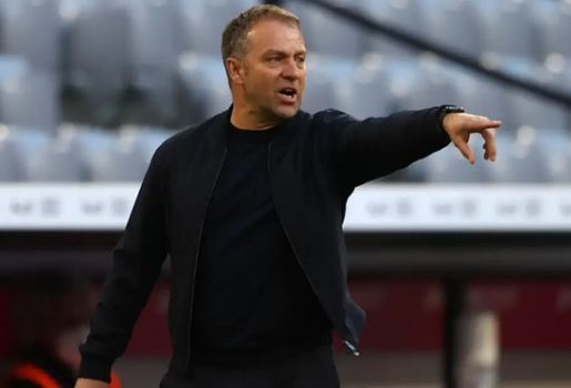 Bản hợp đồng vội vã của Flick và bài học xương máu cho Bayern