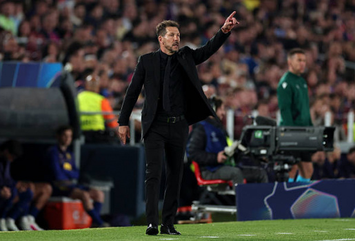 Sự tàn nhẫn giúp Simeone giải cơn hạn thập kỷ tại Camp Nou