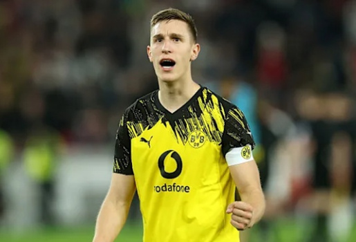 Dortmund chính thức trói chân Schlotterbeck đến năm 2031