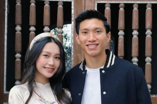 Người hâm mộ ấm lòng trước hành động của Văn Hậu