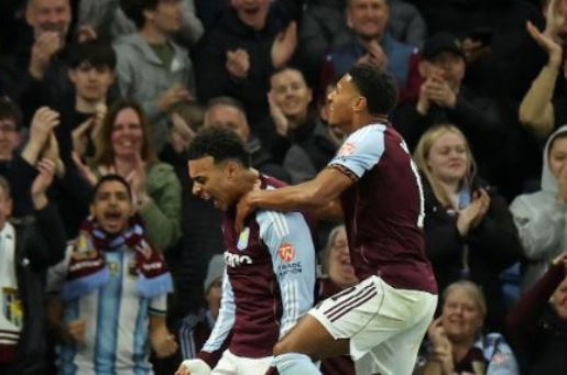 Watkins lập kỷ lục giúp Aston Villa vùi dập Bologna 4-0