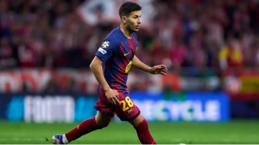Roony Bardghji cân nhắc rời Barca vì không thể cạnh tranh với Lamine Yamal