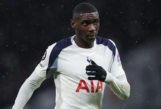 Ghi 1 bàn ở NHA, Kolo Muani vẫn được Liverpool săn đón