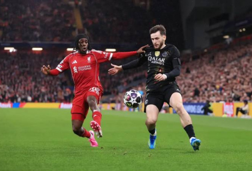 Thất vọng về Frimpong, Liverpool chuyển hướng săn Dumfries