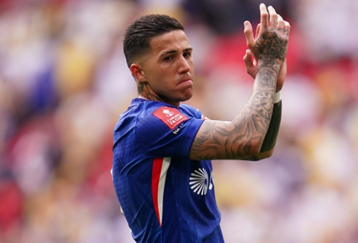 Enzo Fernandez chốt hai yêu cầu để tiếp tục gắn bó với Chelsea