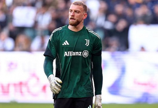 Liverpool tìm người thay Alisson từ chính Juventus
