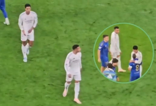 Được Mbappe kiến tạo, Bellingham vẫn tỏ thái độ lạnh nhạt