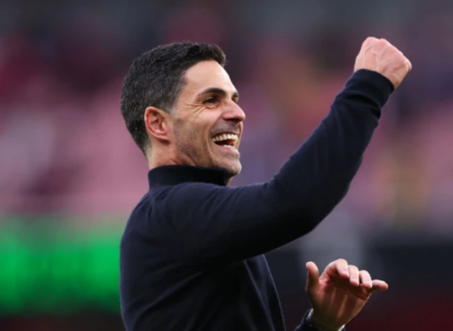 Soi trận Arsenal vs Burnley: Pháo thủ tiến bước dài tới ngôi vương