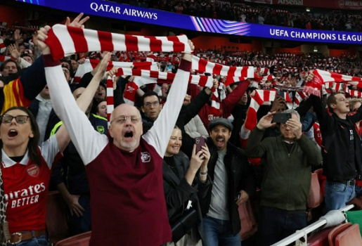 CĐV Arsenal trở thành điểm tựa của Arteta