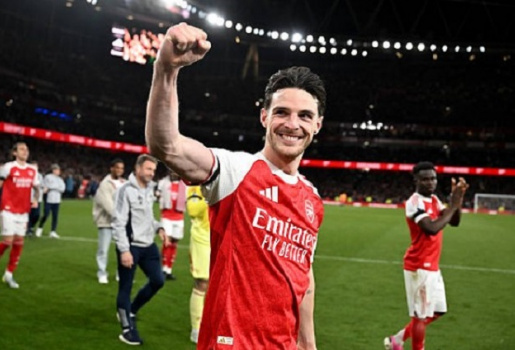 Rice xúc động khi Arsenal tiến sát ngôi vương
