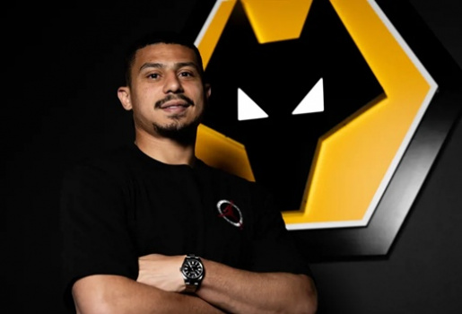 Andre cam kết tương lai với Wolves đến năm 2030