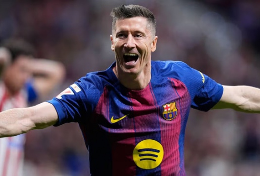 Lewandowski là món quà dành cho Michael Carrick tại Man Utd