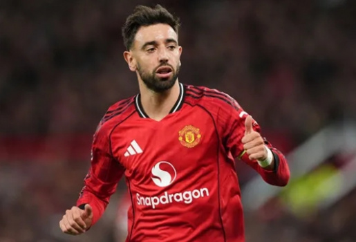 Vì sao Carrick bằng mọi giá phải giữ chân Bruno Fernandes?