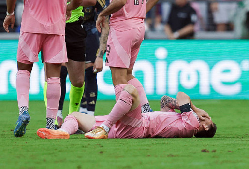 Chấn thương của Messi đe dọa đợt hội quân cùng Argentina