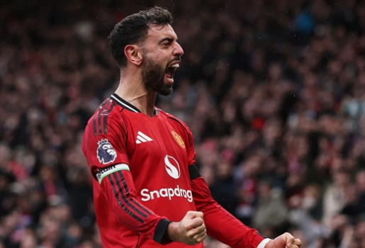 Hồi sinh dưới thời Carrick, Bruno Fernandes lọt top 10 châu Âu