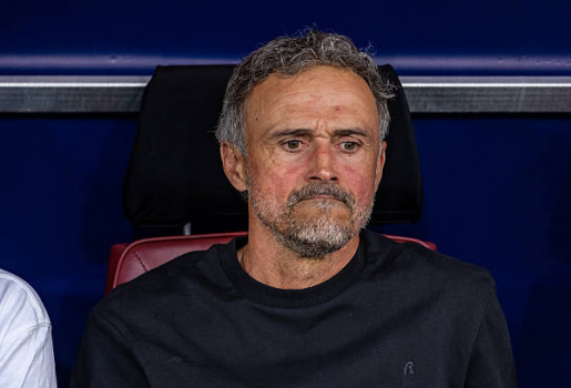 PSG hạ Arsenal, Luis Enrique nói cả hai không xứng đáng thắng